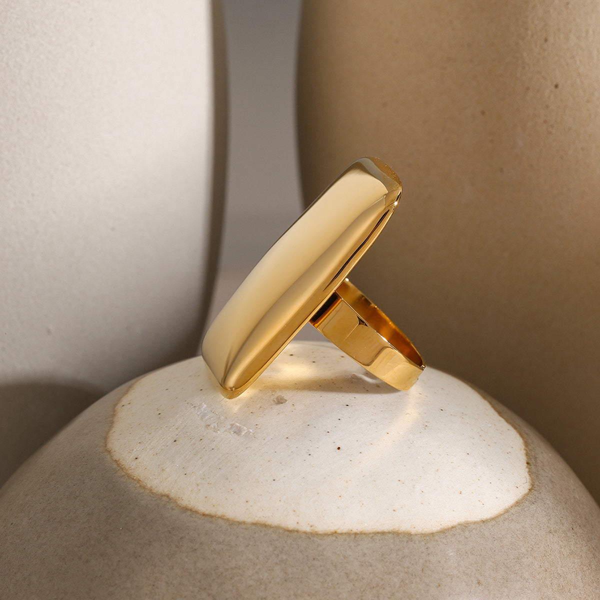 Anillo Abierto Pulido Rectangular 