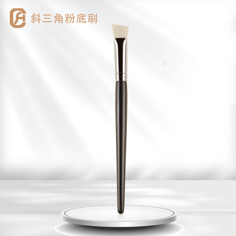 Canruo Xinghe Angled Triangle Foundation Brush