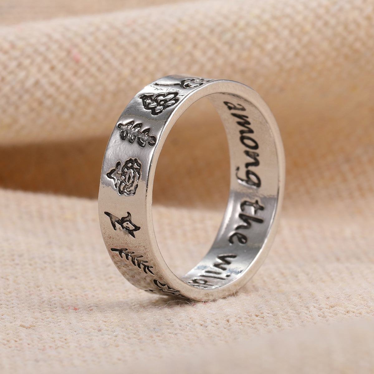 Retro Engraved Flower Ring