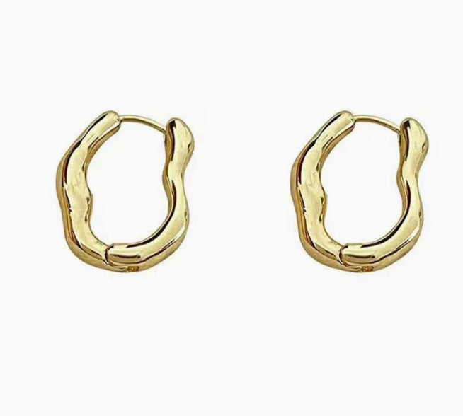 Hollow Water Drop Geometric Earrings