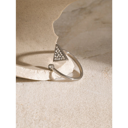 Triangle rhinestone ring