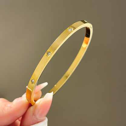 Four-leaf clover gypsy titanium steel bracelet