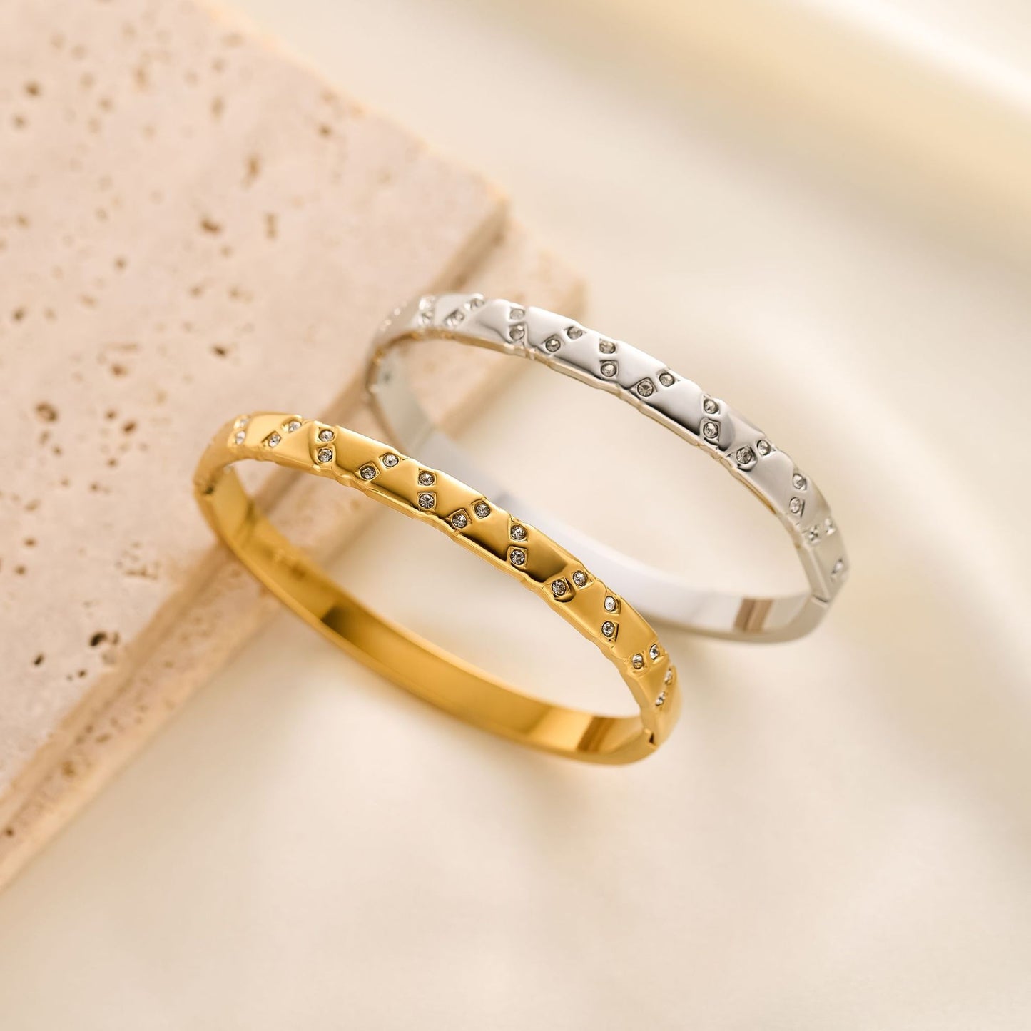 Twill Zircon Bracelet