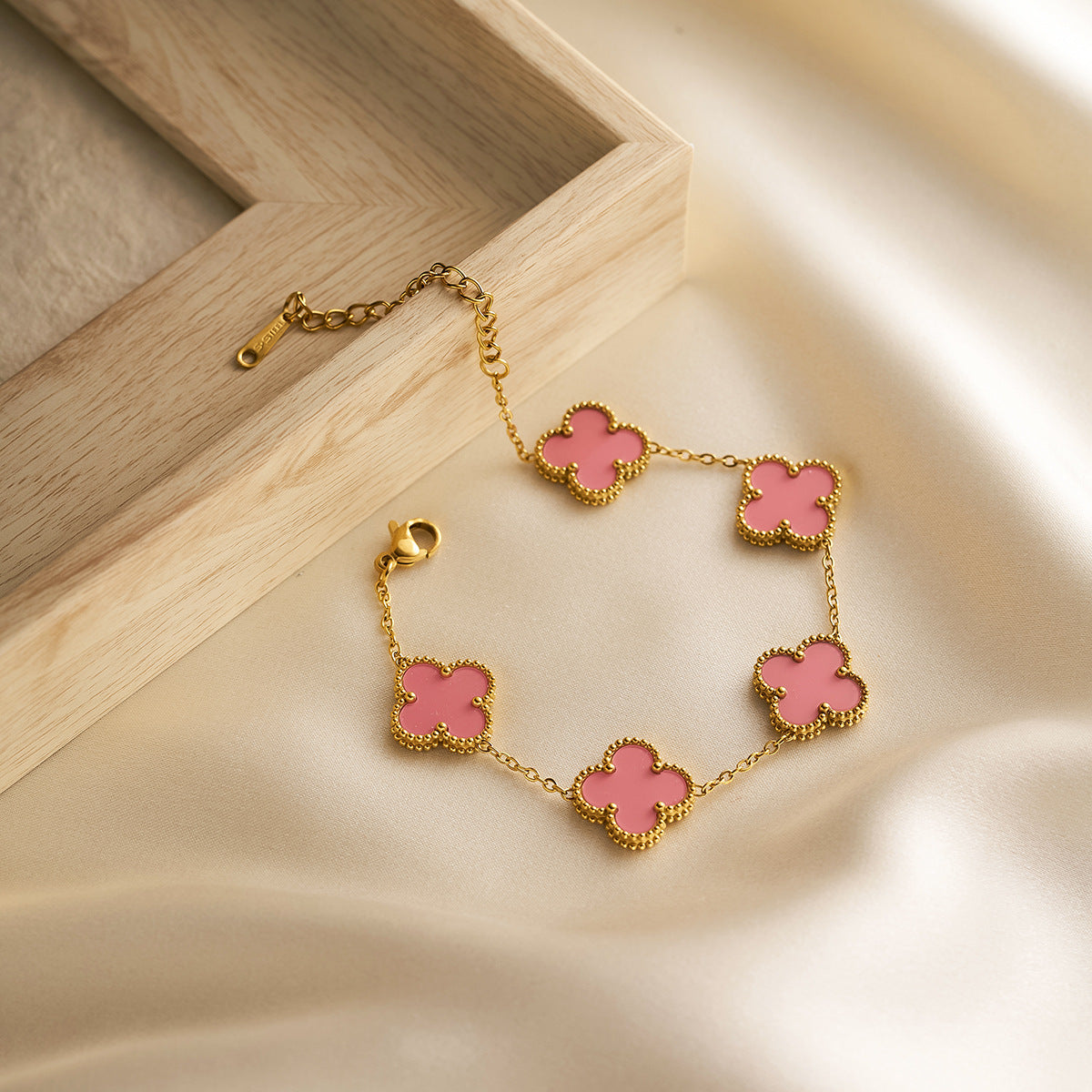 18K Gold Double-Sided Four-Leaf Clover Bracelet — High Color Retention