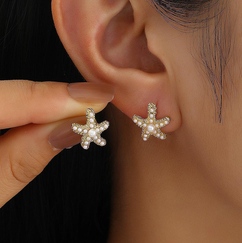 Starfish Pearl Stud Earrings