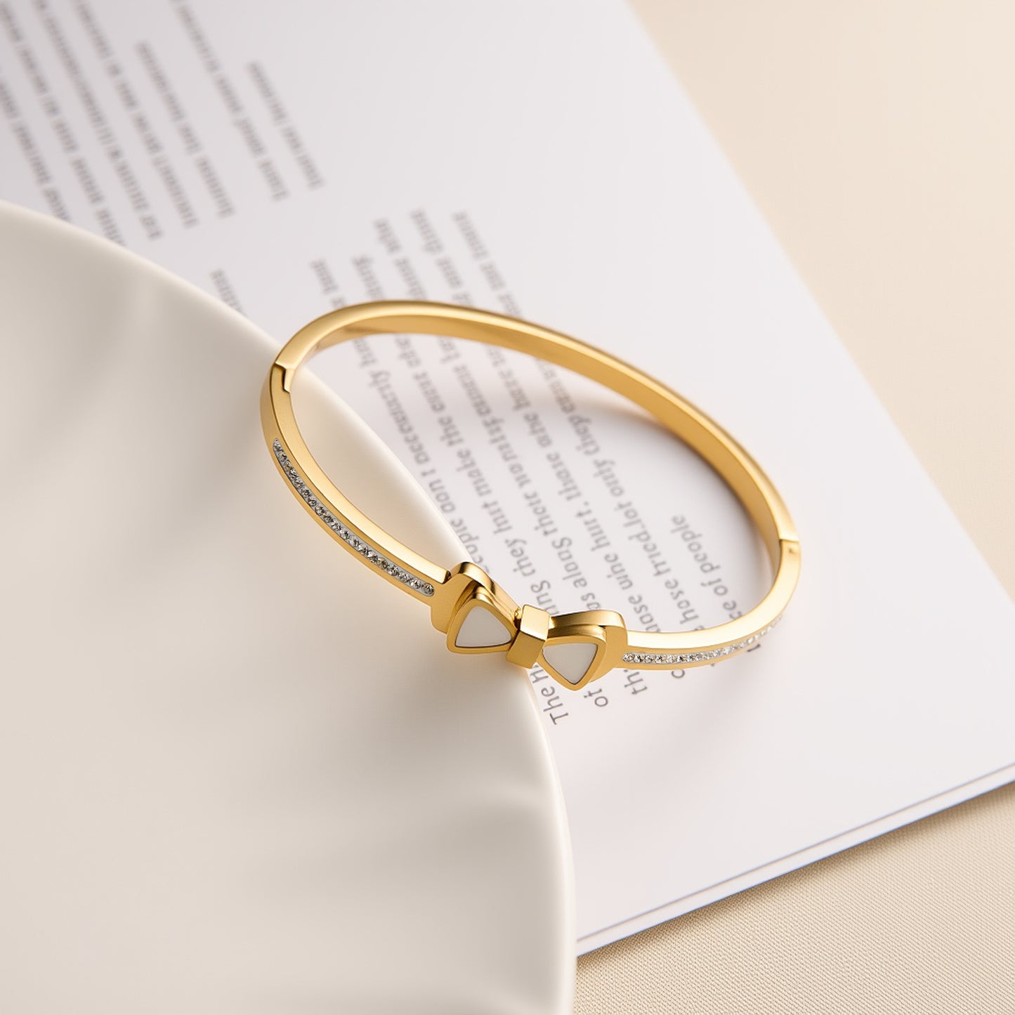 Titanium Steel Bow Bracelet with White Shell & Crystal Clasp