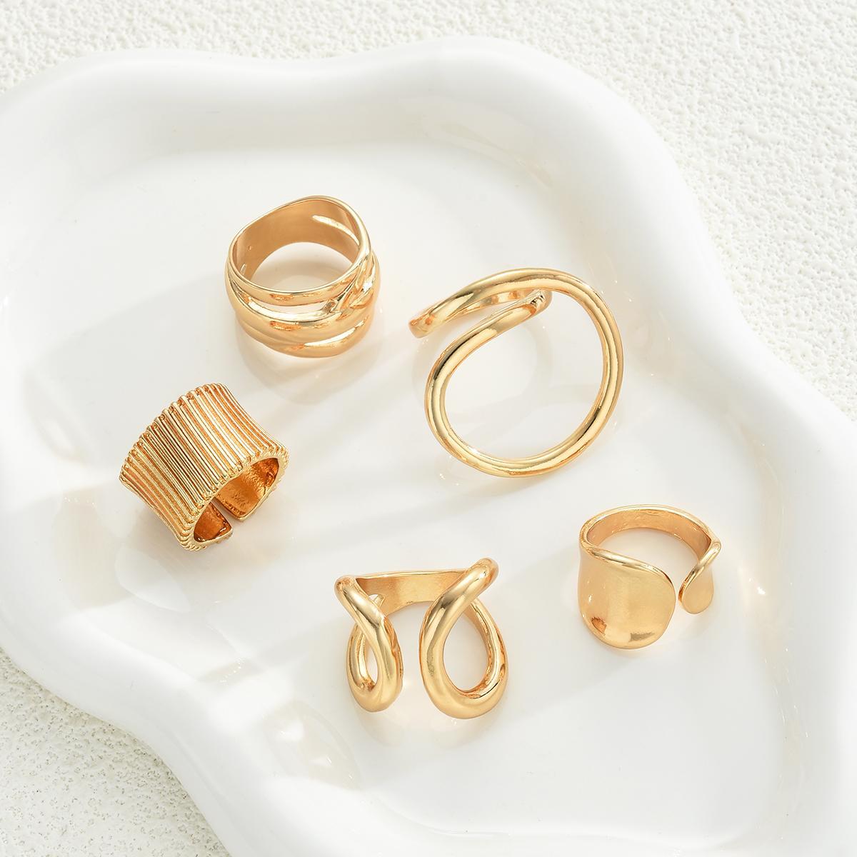 Geometric Hollow Waterdrop Ring Set