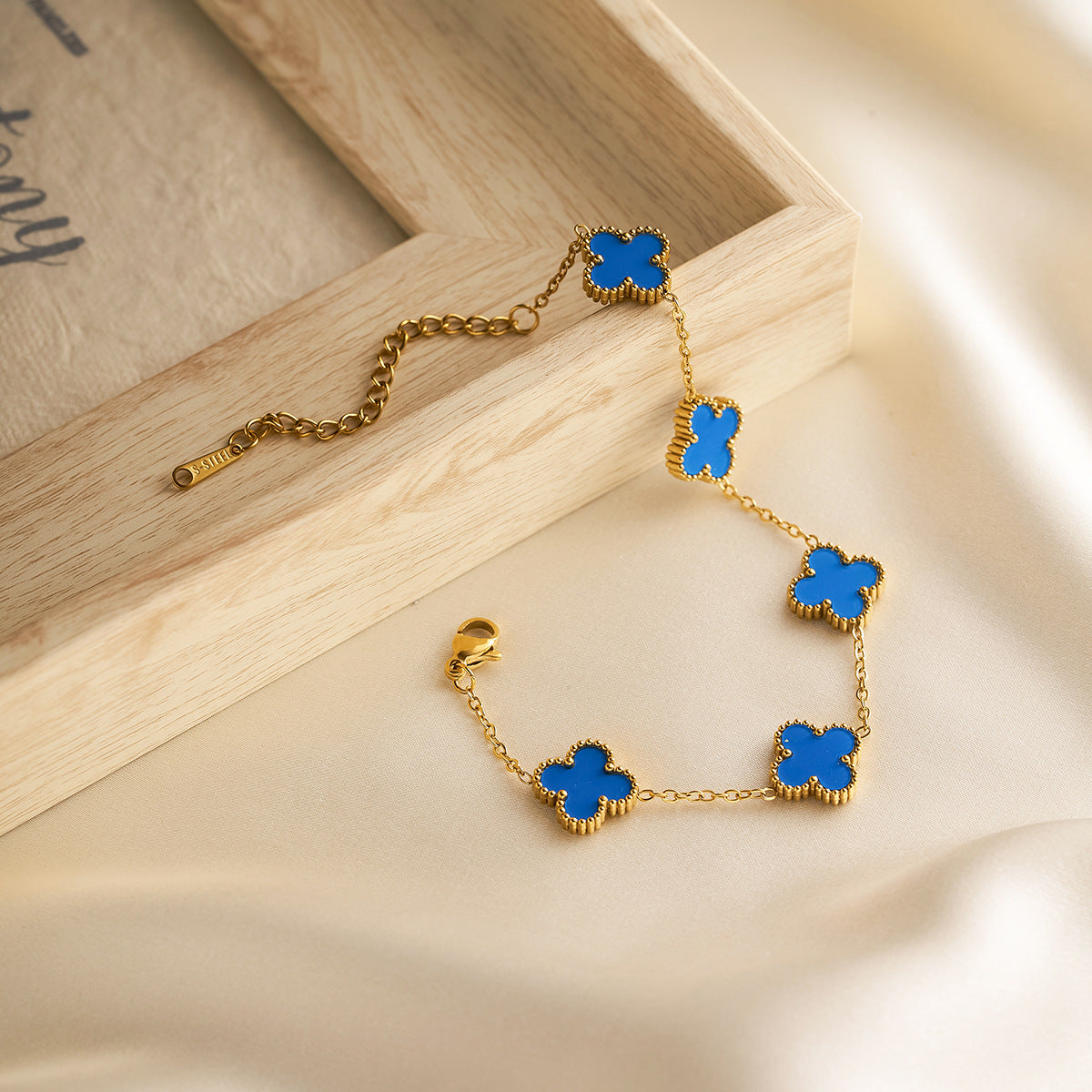 Women's Double-Sided Four-Leaf Clover Bracelet & Five-Flower Necklace