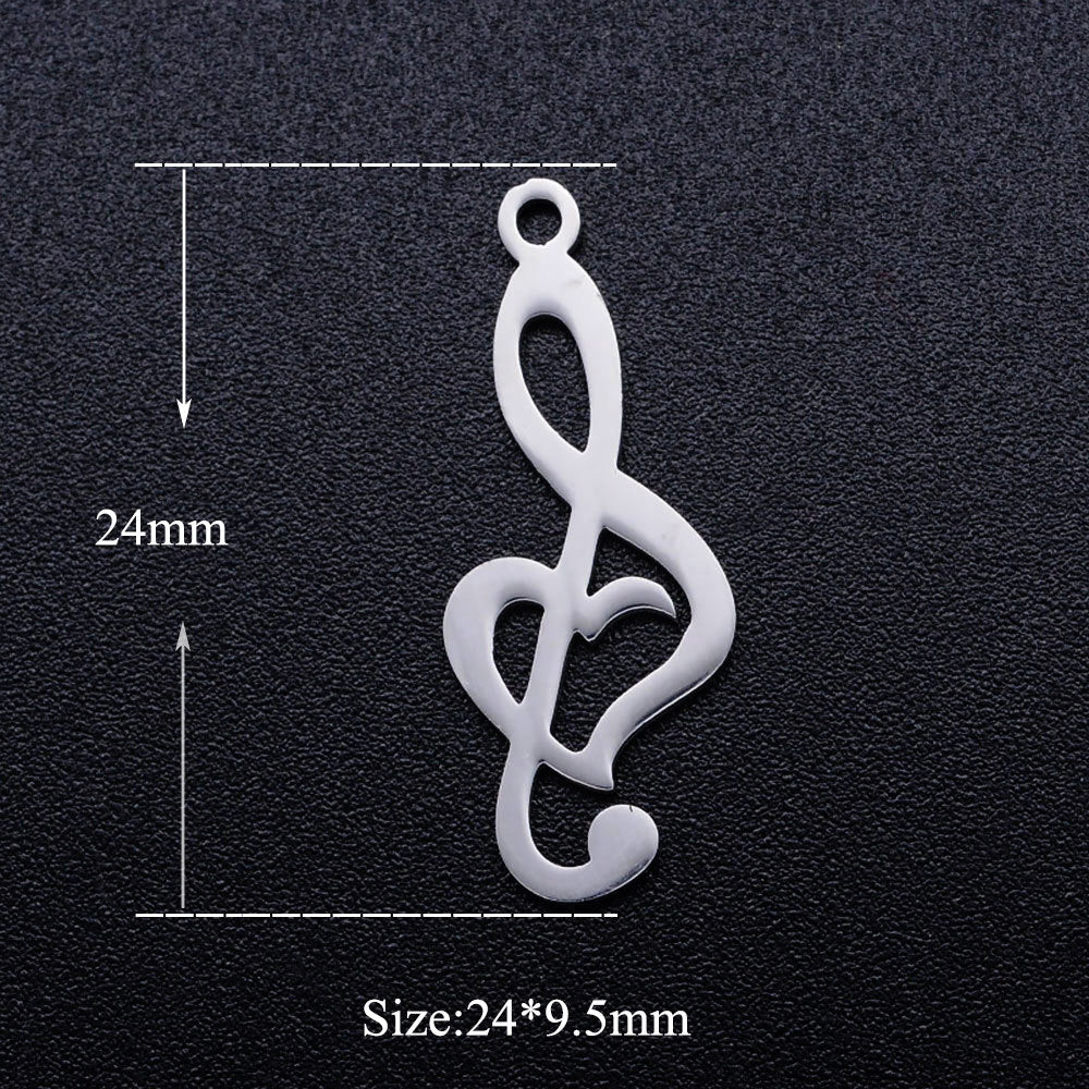 5 piezas/paquete Colgante de acero de titanio en forma de corazón con infinitas notas musicales 