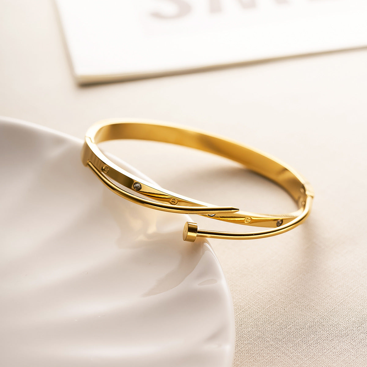 Women's Titanium Steel Nail-Style Diamond Bracelet (Wholesale)