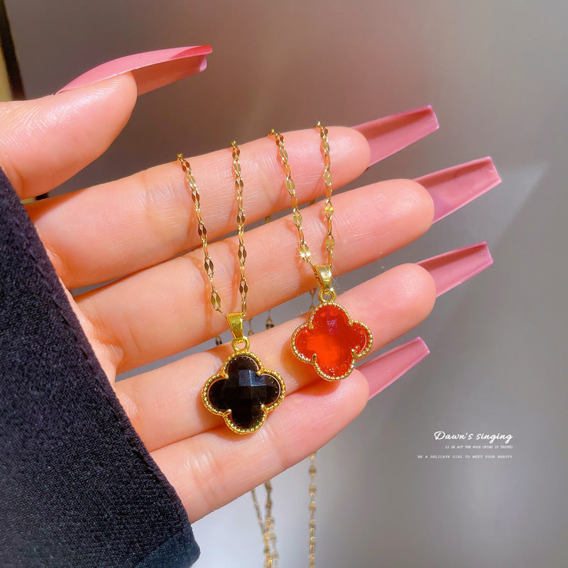 Titanium Steel Micro-Inlaid Gold Flower Clavicle Necklace