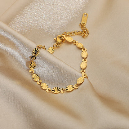 Pulsera de cadena con pétalos ovalados 