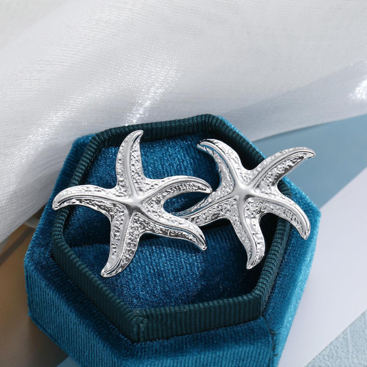 Starfish & Leaf Stud Earrings