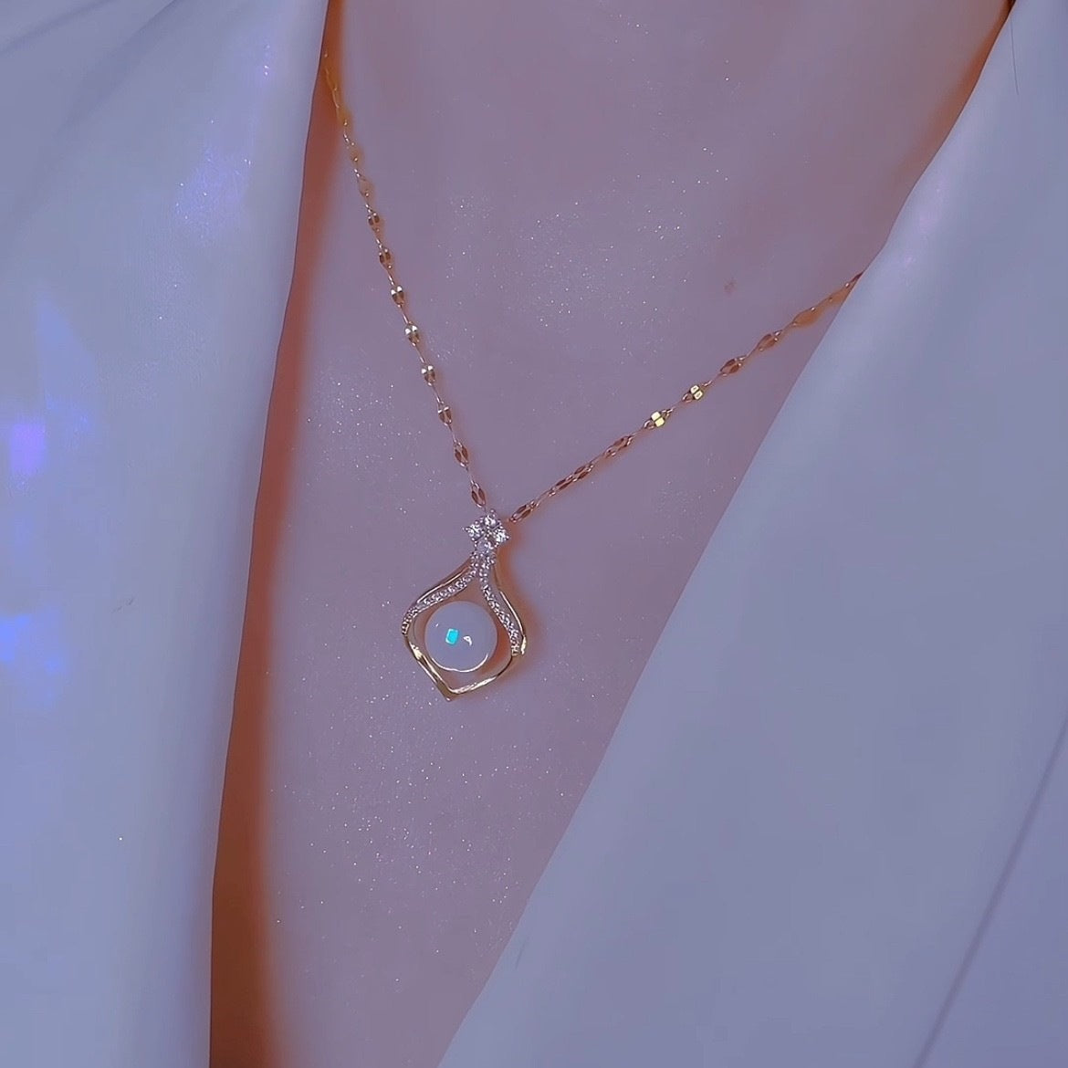 Women's Mini Purse Pearl Collarbone Necklace