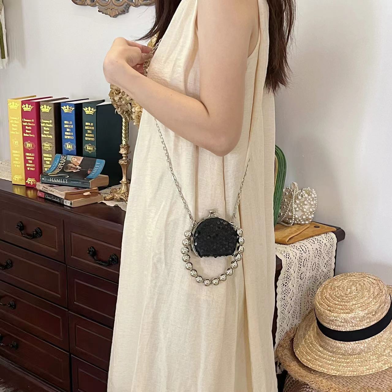 Sequin chain bag