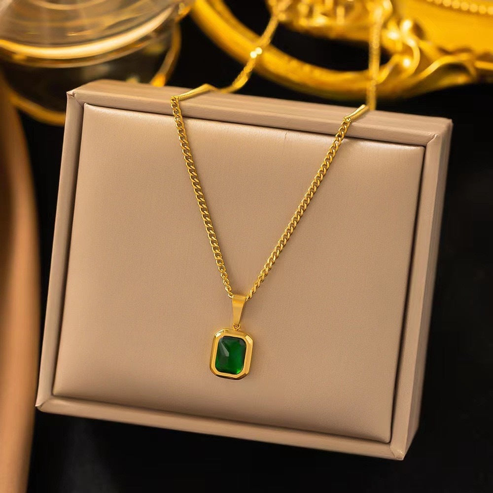 French Style Emerald Pendant Necklace, Elegant 18K Gold