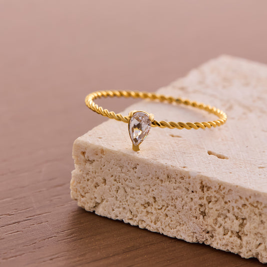 18K Gold-Plated Twist Teardrop Zircon Ring — Women's Fashion
