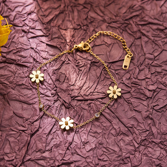 Titanium steel small daisy bracelet for women