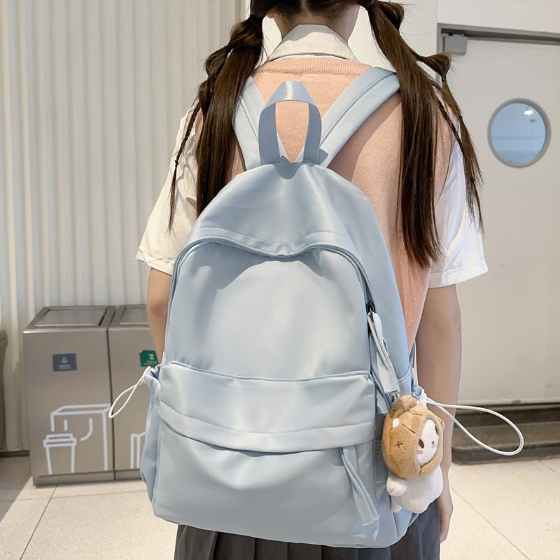 Pequeña mochila linda y fresca. 