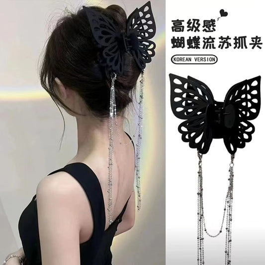 Hollow butterfly tassel grab clip