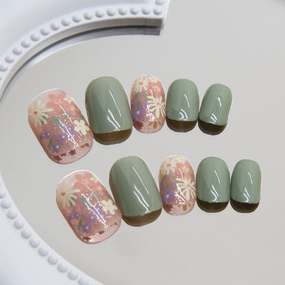 Spring Fresh Flower Green Short Nails 24 Pieces