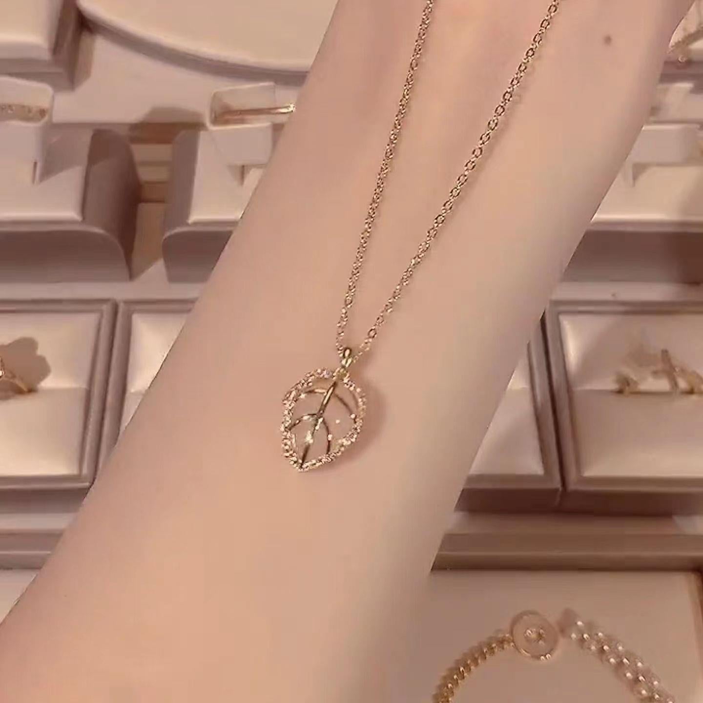 Women's Leaf Opal Titanium Steel Collarbone Necklace — Fade-Resistant Elegant