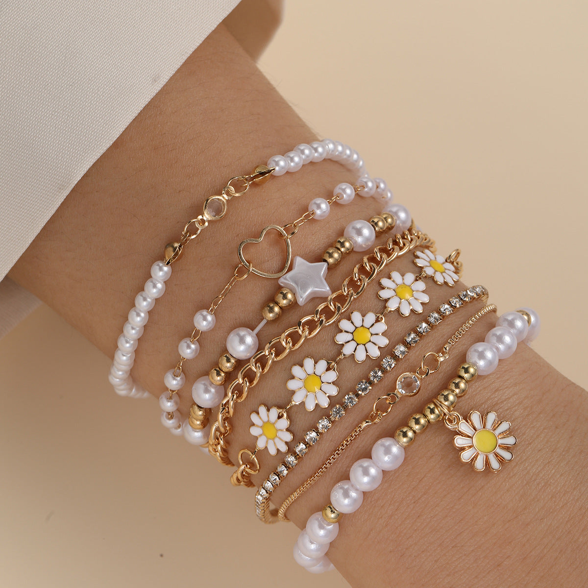 Daisy Pearl Beaded Bracelet Set