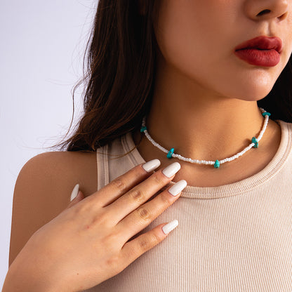 Beaded simple rice bead short necklace