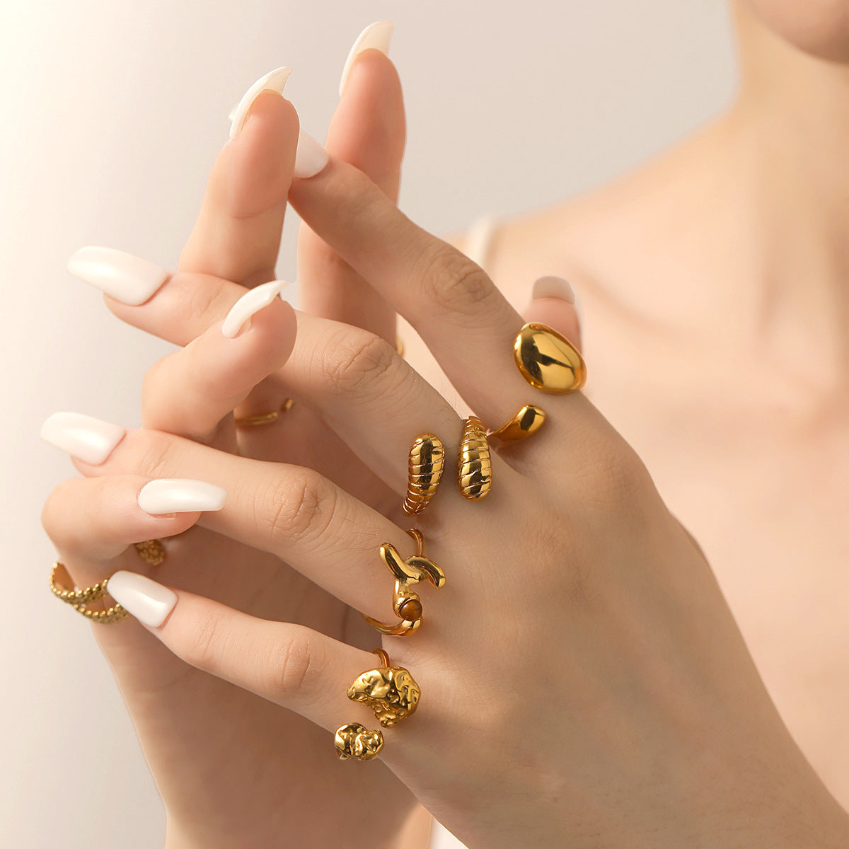 18K Gold Titanium Steel Open-Ring Necklace — Women's Minimal Irregular Style