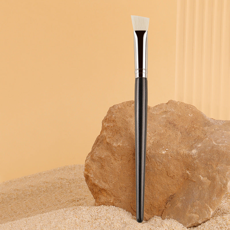Canruo Xinghe Angled Triangle Foundation Brush