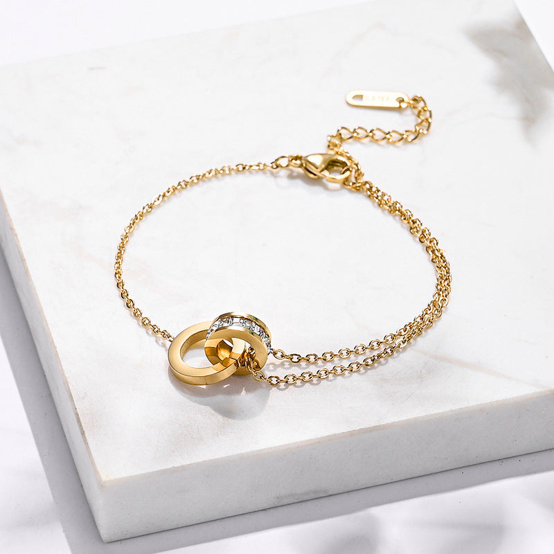 The new titanium steel bracelet is versatile for women