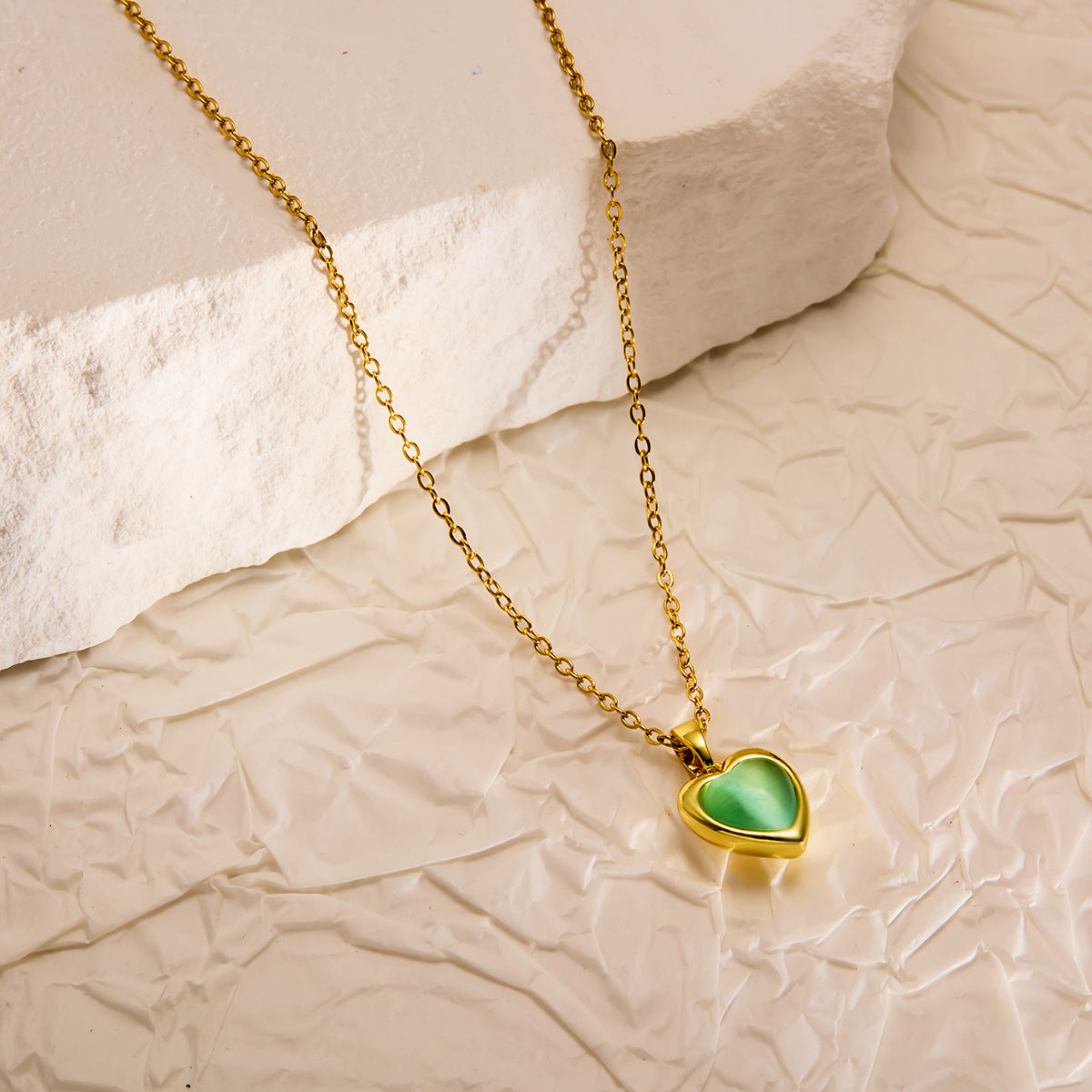 Korean-Style Peach Agate Heart Pendant Necklace