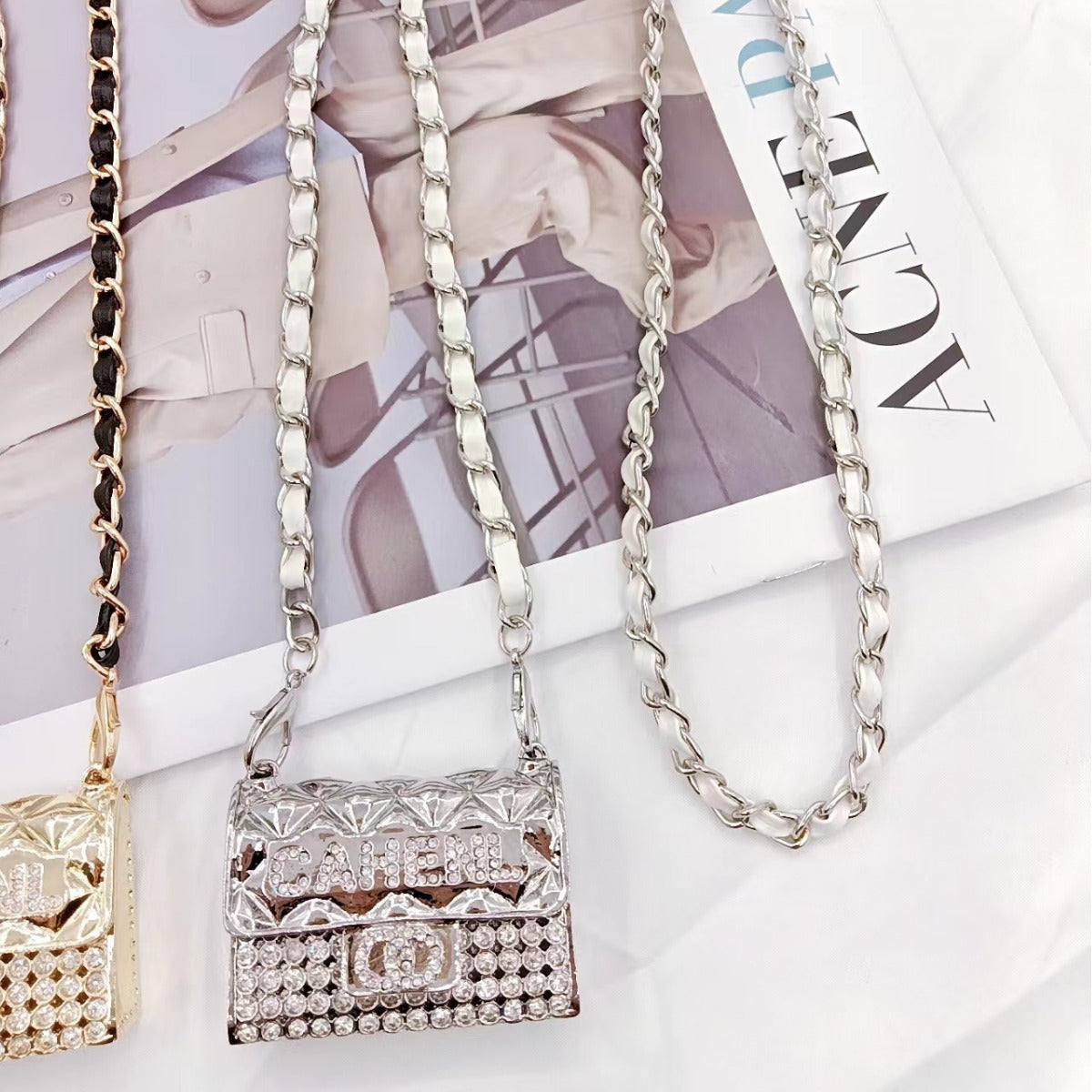 Stylish mini chain rhombus bag