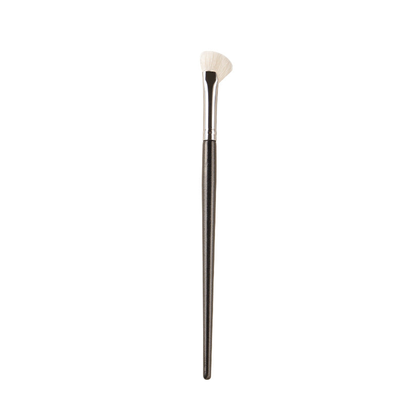 Starry Sky Scythe Nose Contour Brush