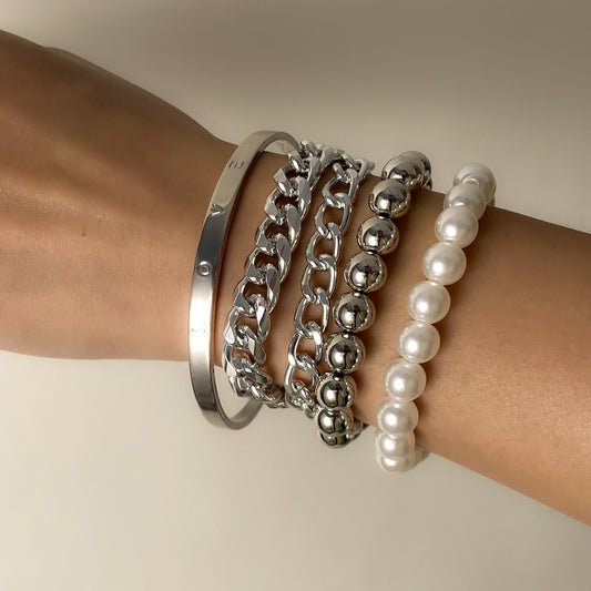 Pulsera de cadena de perlas de imitación multicapa estilo punk