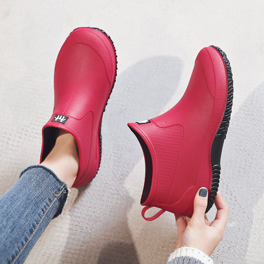 Versatile couple rain boots non-slip