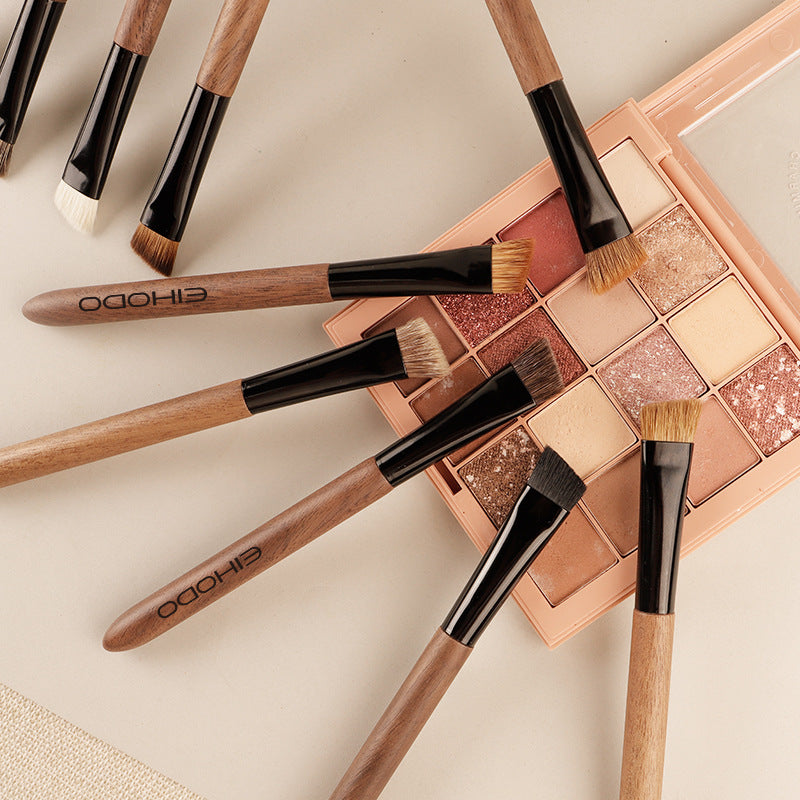 Animal Hair Large Brow Brush