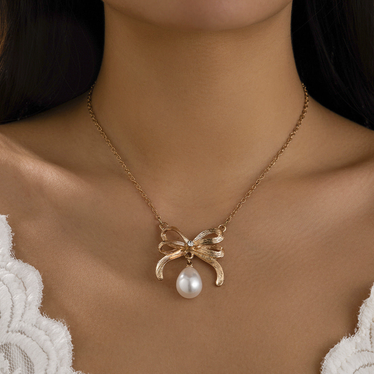 Bow Round Brand Cross Chain Necklace