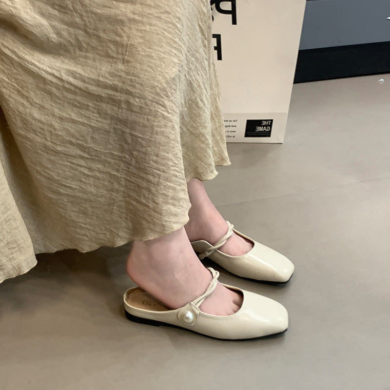 Slippers spring and summer versatile