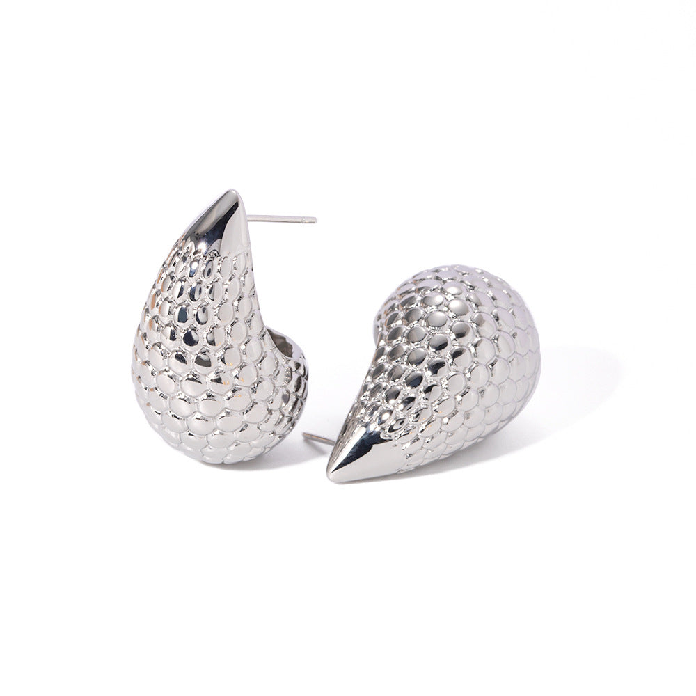 Teardrop-shaped titanium earrings