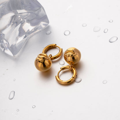 Fashionable twist hoop earrings