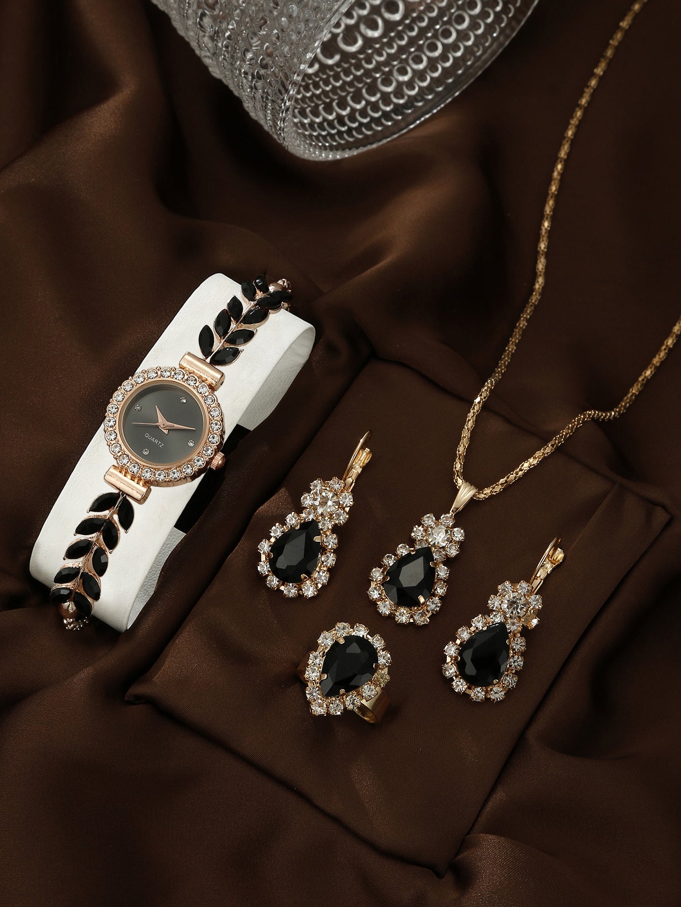 Quartz bracelet watch jewelry set