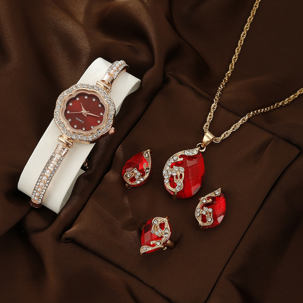 Diamond Women's Quartz Watch Jewelry Set