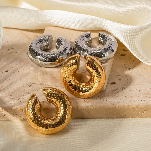 Textured C-shaped ear clip jewelry