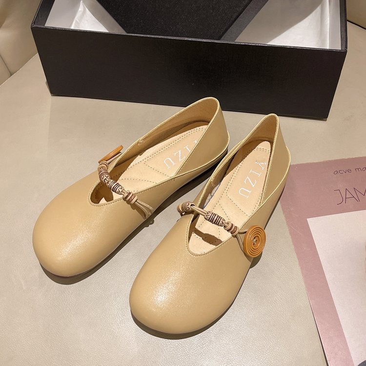 Flat heel simple leather shoes