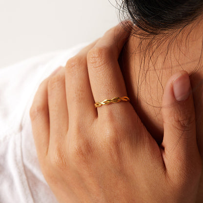 Twist Linear Geometric Hollow Stacking Ring