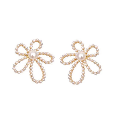 Pearl delicate flower stud earrings wholesale