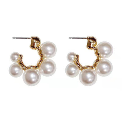 Vintage C-shaped large pearl stud earrings