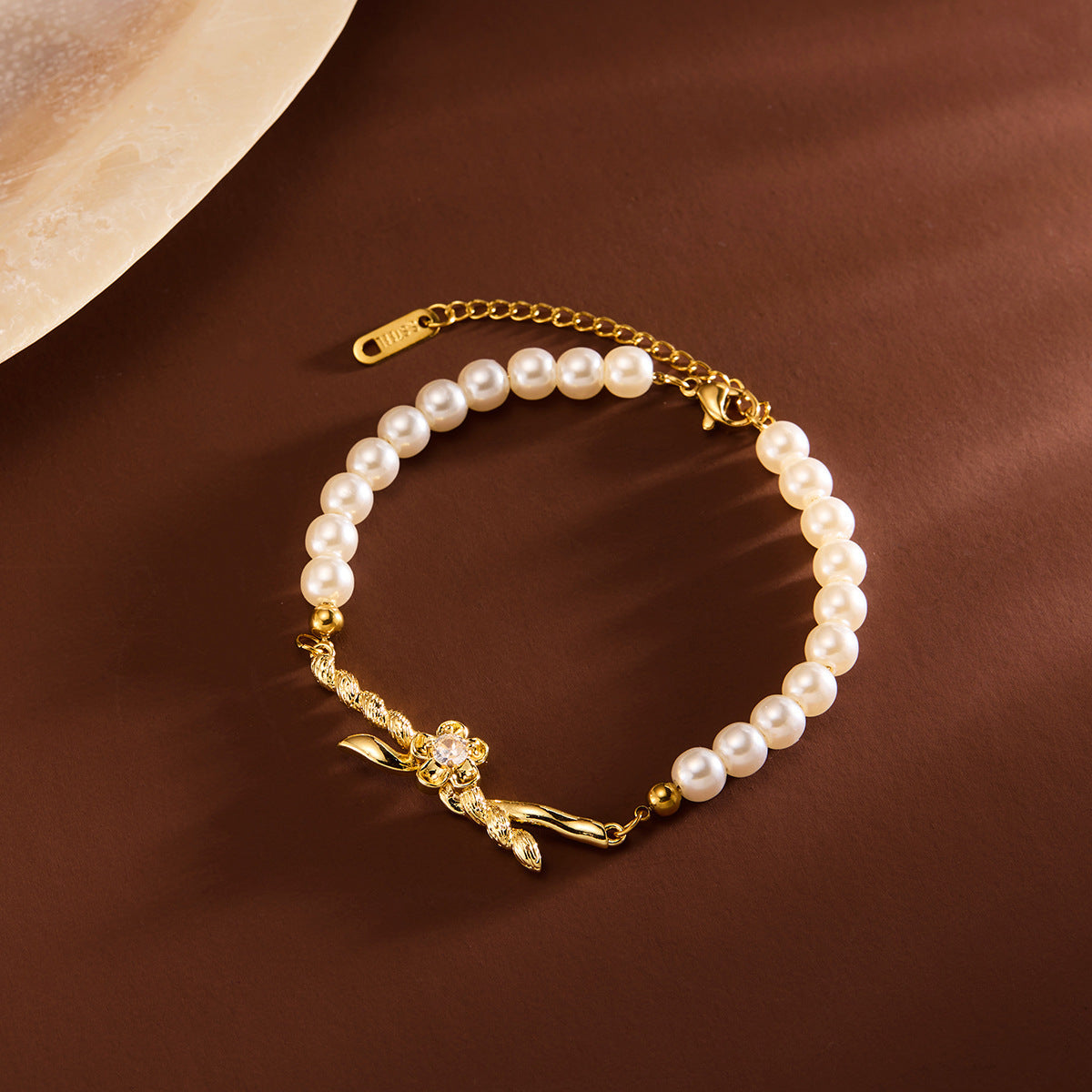 French-Style Titanium Steel Pearl Bracelet — Non-Fading