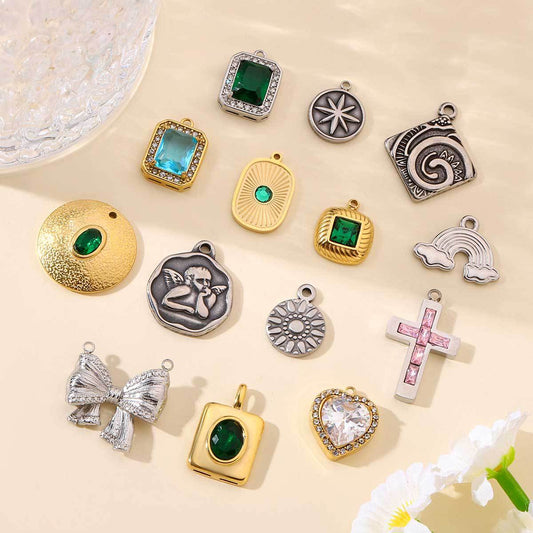 French bow oval zircon titanium steel pendant